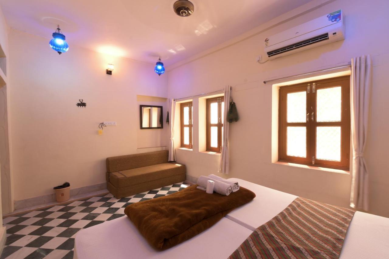 Hotel Renuka Jaisalmer Extérieur photo