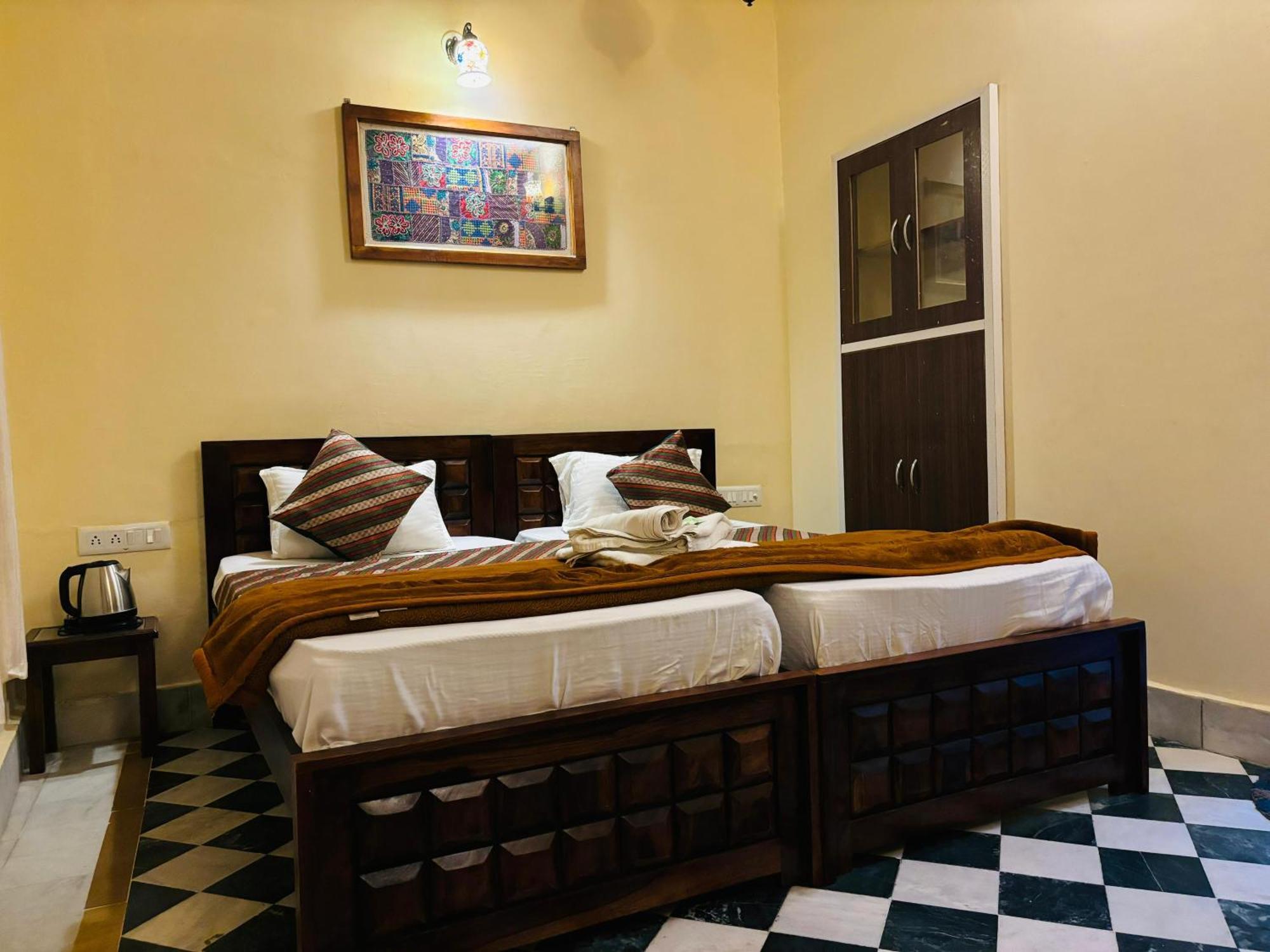 Hotel Renuka Jaisalmer Extérieur photo