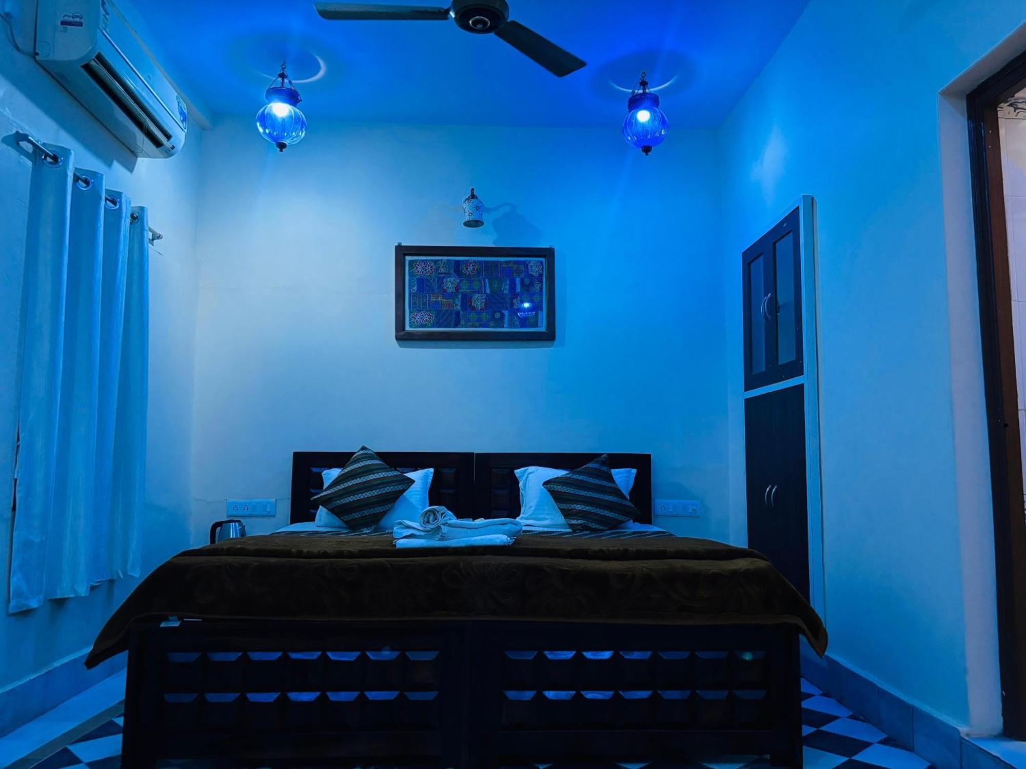 Hotel Renuka Jaisalmer Extérieur photo