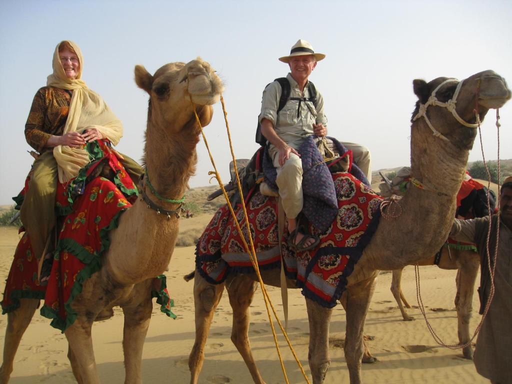 Hotel Renuka Jaisalmer Extérieur photo