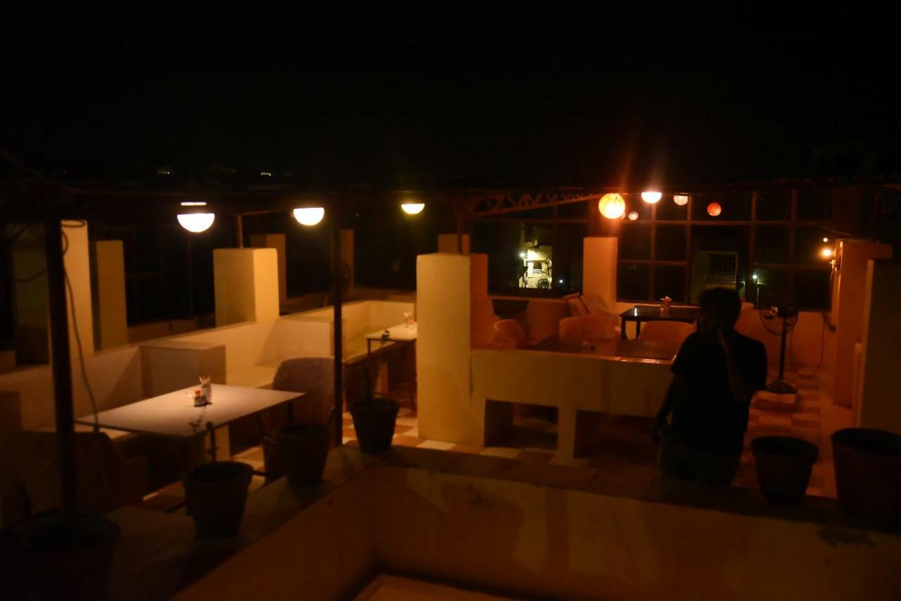 Hotel Renuka Jaisalmer Extérieur photo